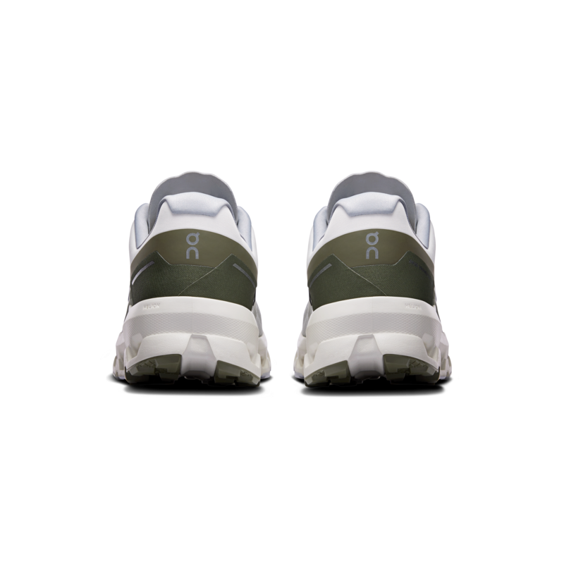 On cloudvista 2 men Ivory/olive