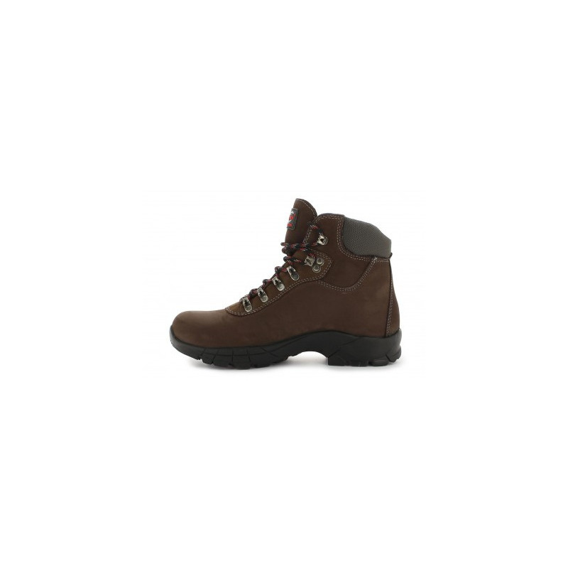 Bota de montaña Chiruca con gore-tex y suela vibram en color marrón