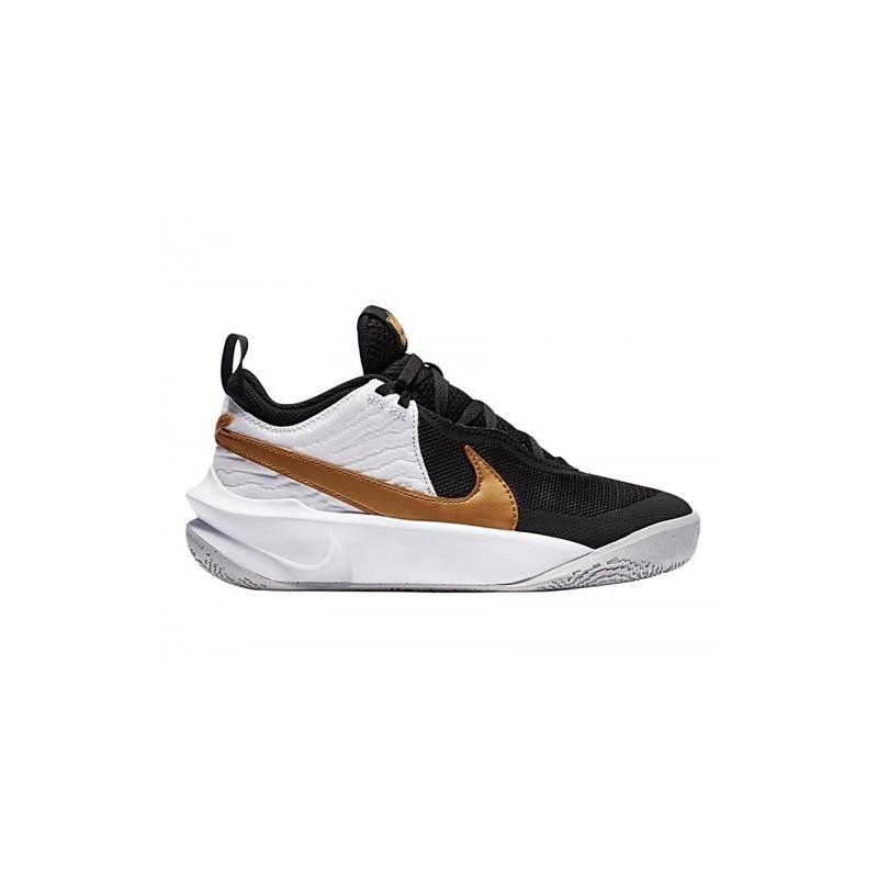 Nike team hustle d 10 (GS) black/metallic gold-white