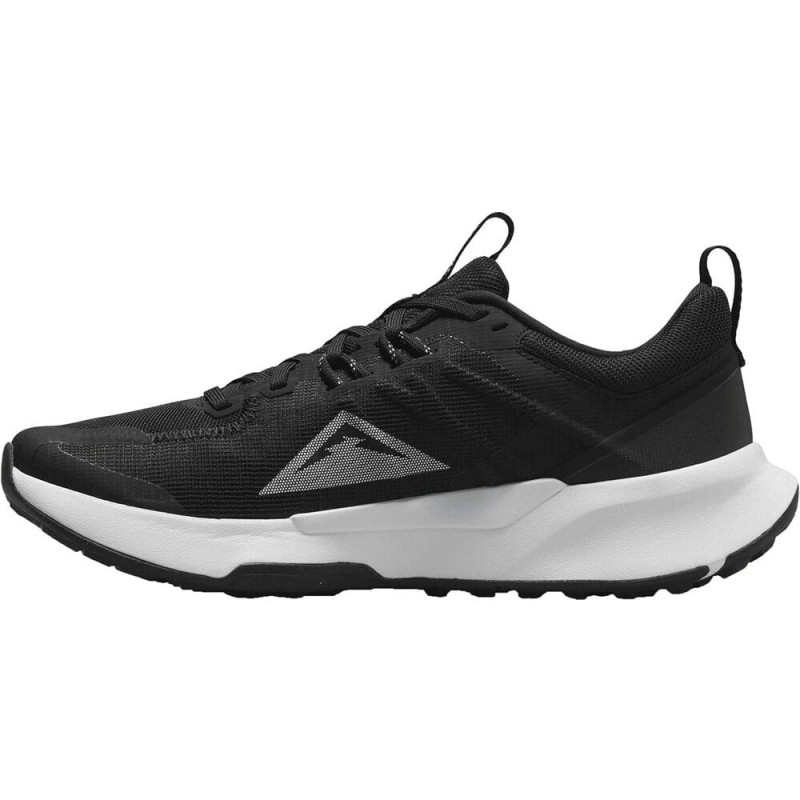 Nike w juniper trail 2 NN en negro y blanco para mujer