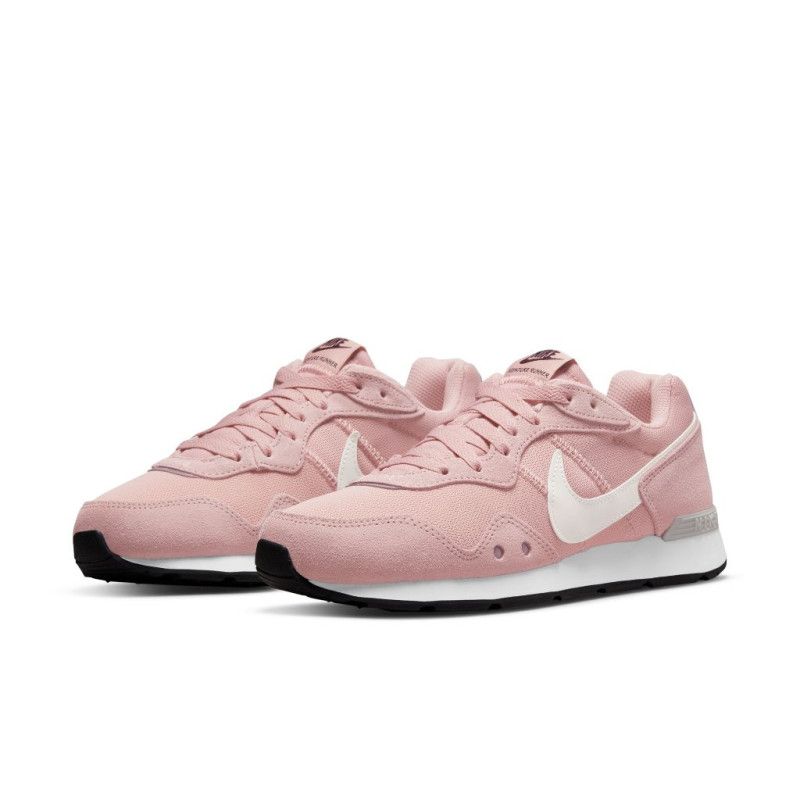 Nike wmns venture runner pink oxford /summit white-black
